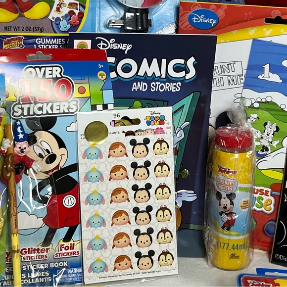 MICKEY MOUSE ARTS & CRAFTS GIFT SET - Picture 9 of 14